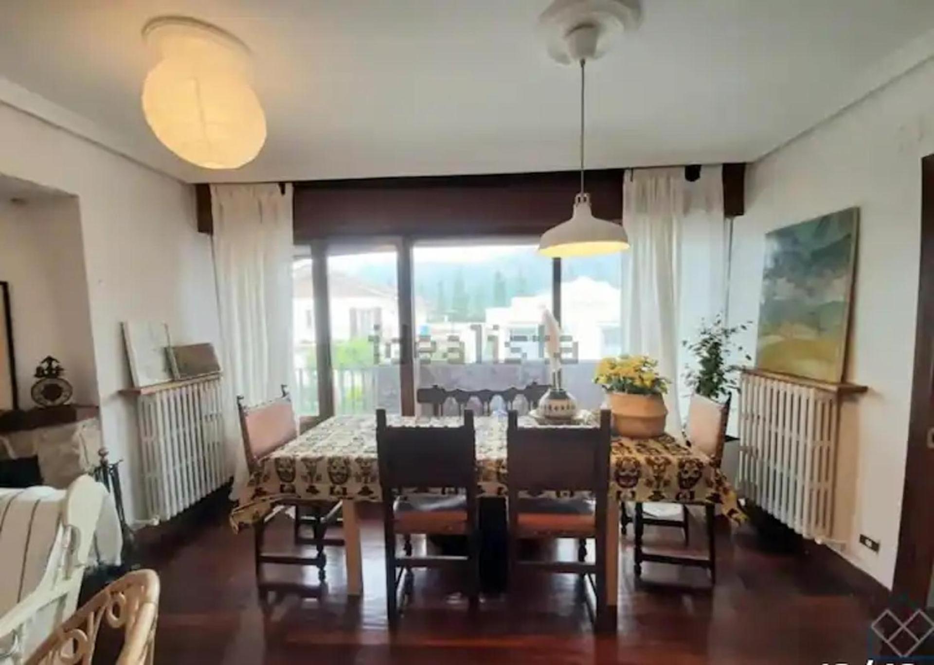 3-Bed Artist Chalet Near San Sebastian Sleeps 6 Arruazu Exteriér fotografie